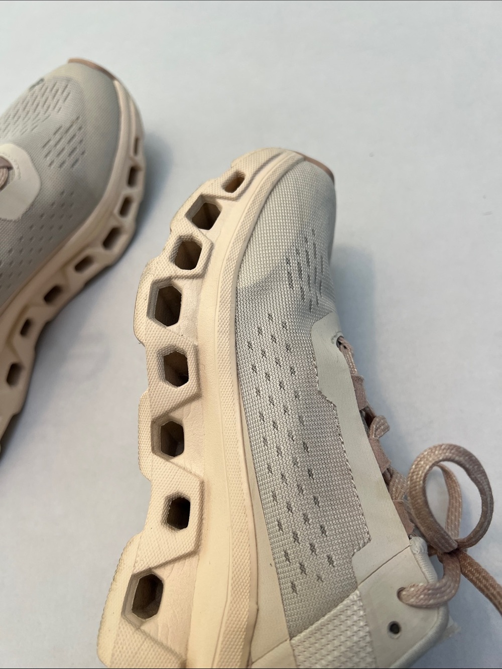 ON RUNNING CLOUDMONSTER MOON FAWN TRAINERS RUNNING SHOES SIZE 7 WOMEN’S - Picture 16 of 16